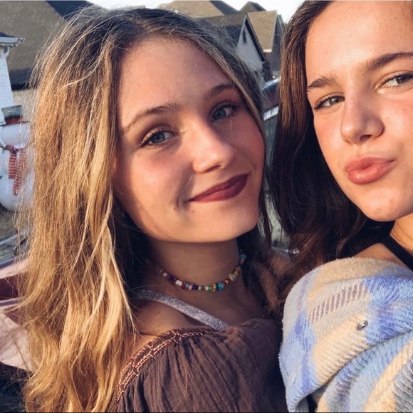 Meet your Posher, Jade - Picture 1 of 1